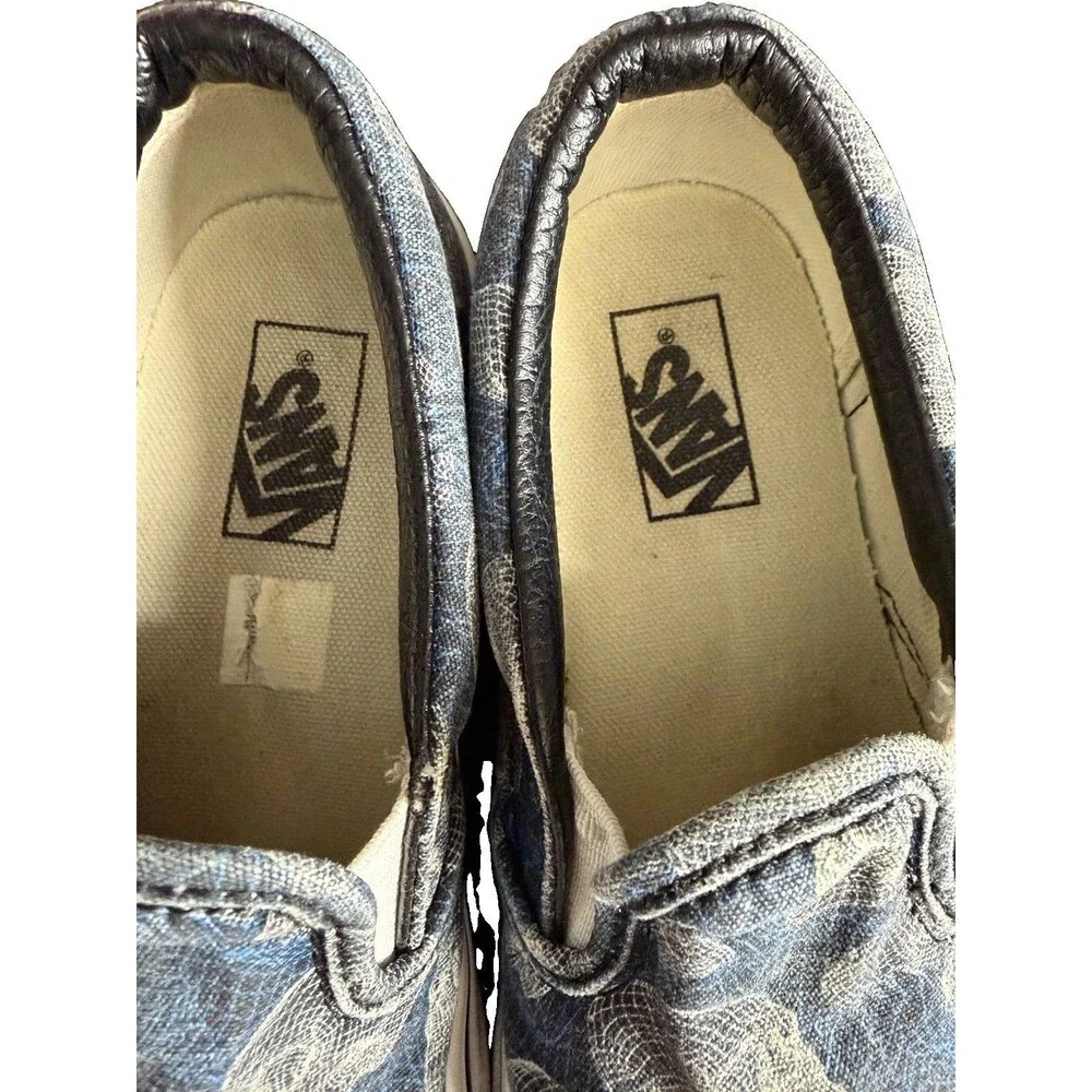 VANS Kids Skull Print Slip-On Canvas Shoes Black White Size 2